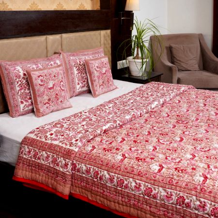 Crimson Elegance Jaipuri Quilt